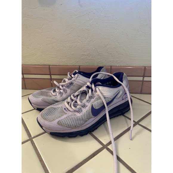 Nike Air Max Running Shoes Women's Size 6.5 Purple Athletic Comfort Sneakers - Picture 1 of 7